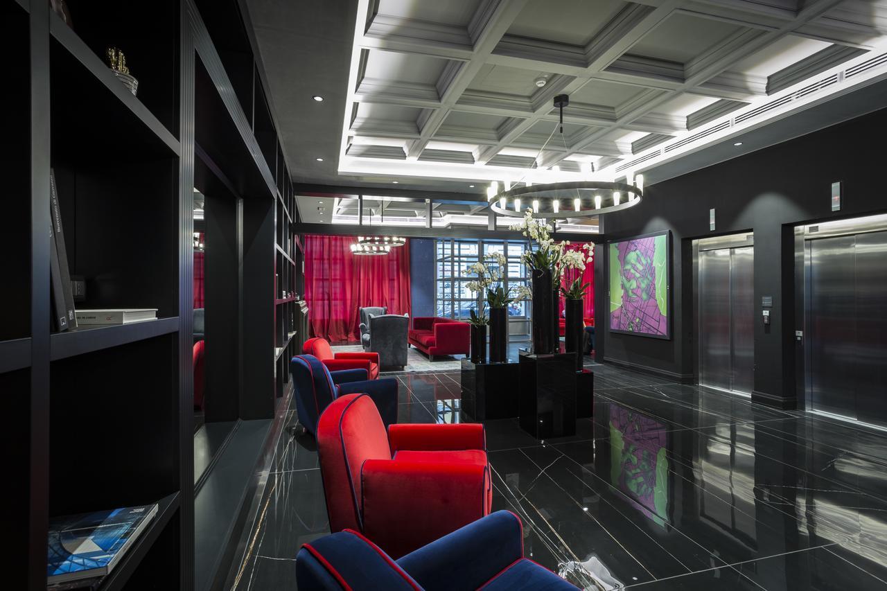 Palazzo Cornalia Hotel Milan Luaran gambar The interior of the hotel
